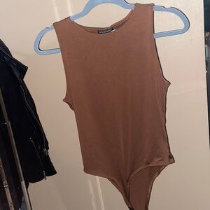🌷NWT bodysuit